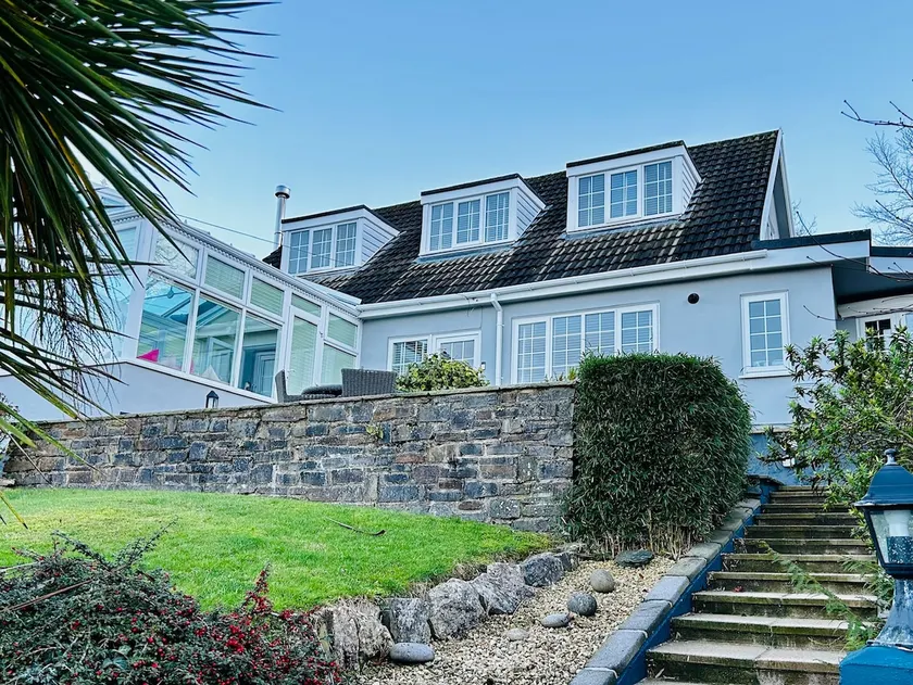 Bay View - Image 1