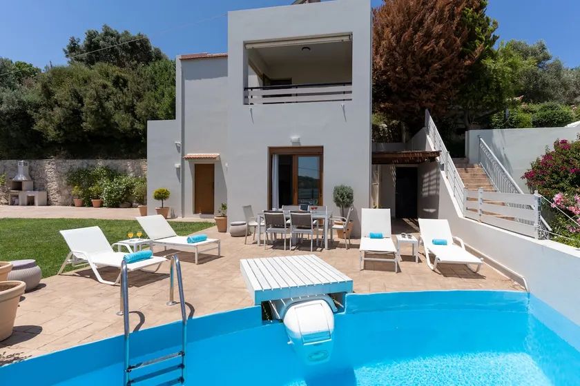 Linari Villa, a peaceful & cozy 2bdr villa with private pool! - Image 1