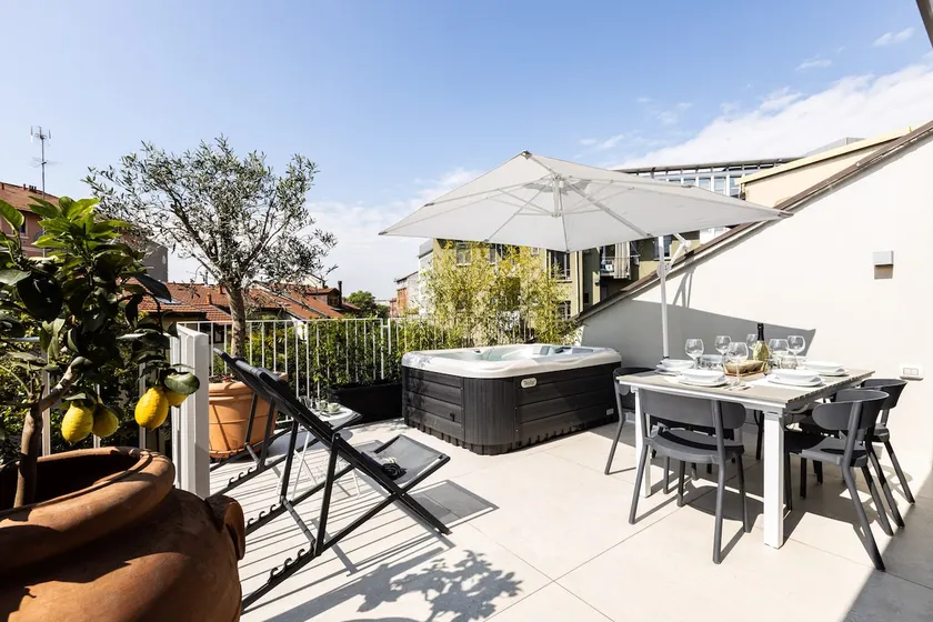 Villa Olivo With Private Terrace & Jacuzzi 3bedrooms - Image 1