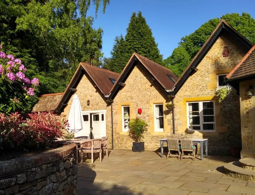 Annex of Manor House. Wonderful gardens and walks. - Image 1