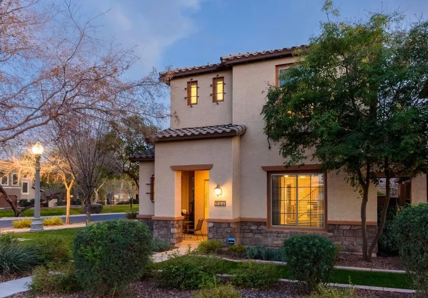 Litchfield Park Villa -Luke AFB -Wigwam -4BR/3BA! - Image 1