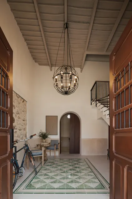 Colonial Villa · Steps from Paseo de Montejo - Image 1