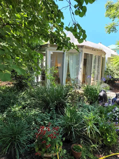 Light-Filled Magical Apt. Surrounded by Nature - Image 1