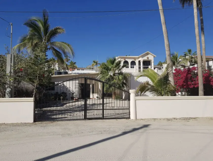 Cozy Home One Off the Beach - Image 1