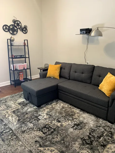 Comfortable, spacious 3 bedroom home. - Image 1