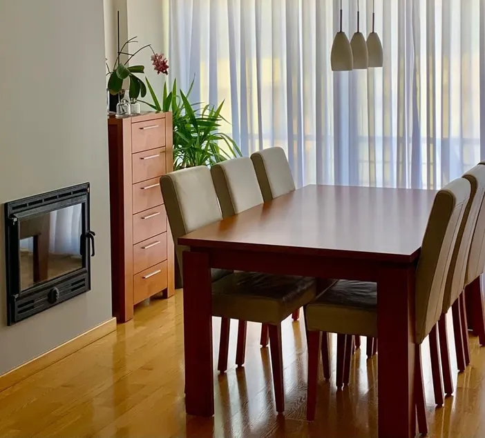 Yellow Five Apartment - Image 1