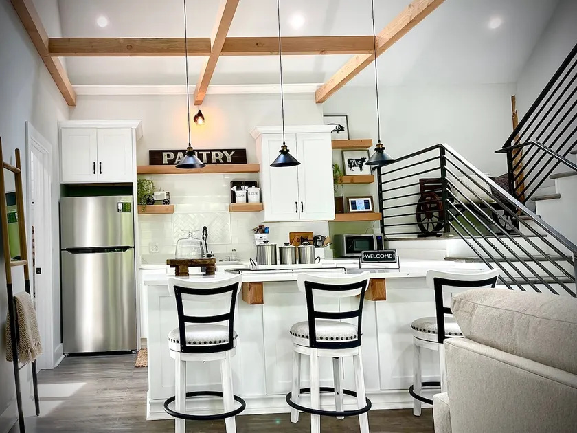 2 Bdm Lux Barn Chalet *grill, fire pit, disc golf - Image 1