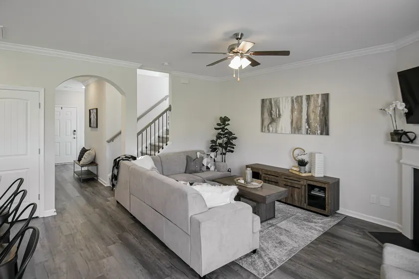Lavish 4BR/3BA Home with Pool, Grill, Video Games, King Bed - Image 1