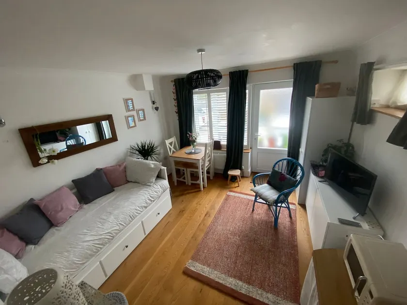 Well equipped comfy studio room - Image 1