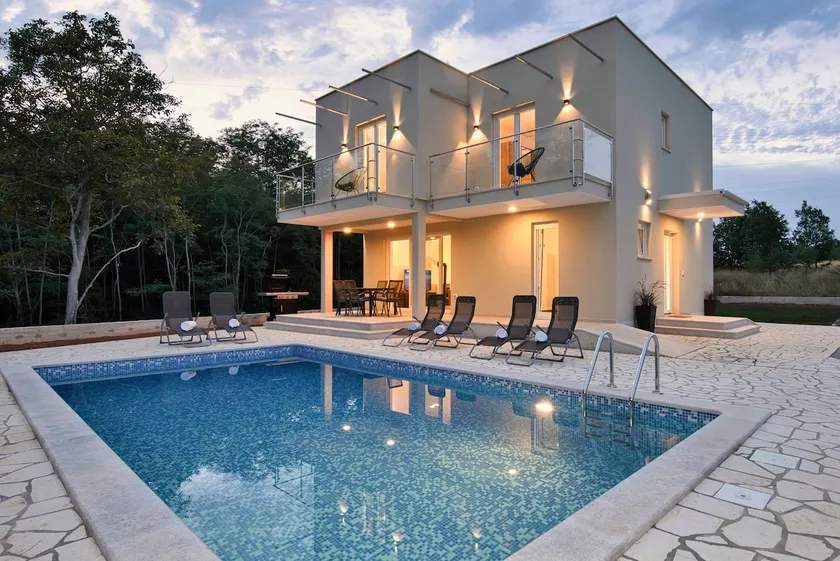 Villa Sarah, mediterranean elegance minutes from the beach - Image 1