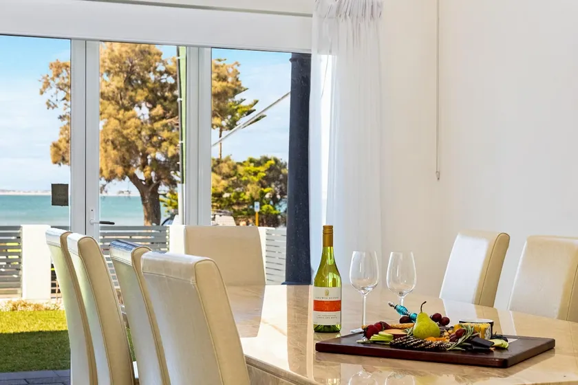 Beachfront Family Favourite Home with Pool & Views - Image 1