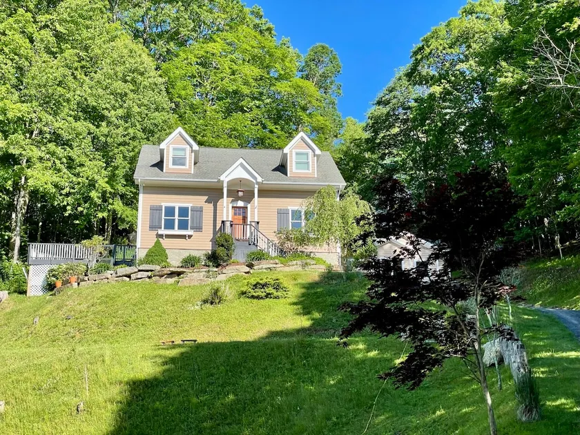 Family friendly modern mountain home with *Views* - Image 1