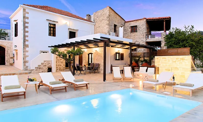 Maison entièrement équipée avec barbecue, jardin et piscine privée | Vue nature - Image 1