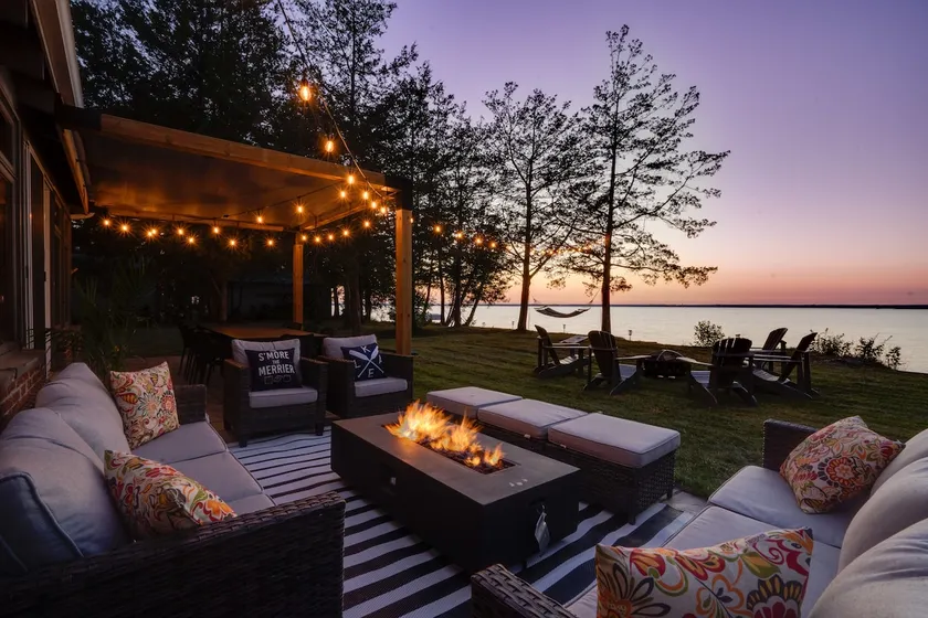 Relaxing Waterfront Casa in wine County w/HOT TUB and PANORAMIC SAUNA SPA - Image 1