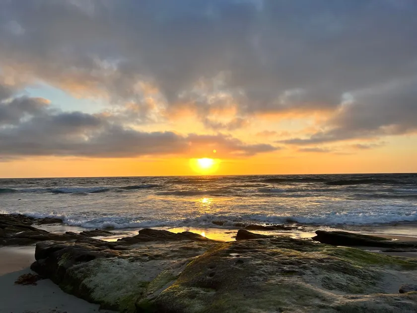Cozy 1 Bedroom apartment in the Heart of La Jolla - Image 1