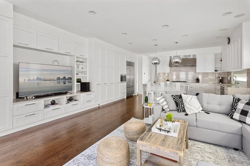 Fantastic Home in Wicker Park - Image 1