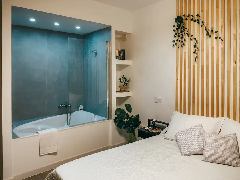 Exclusive apartment MC - Image 1