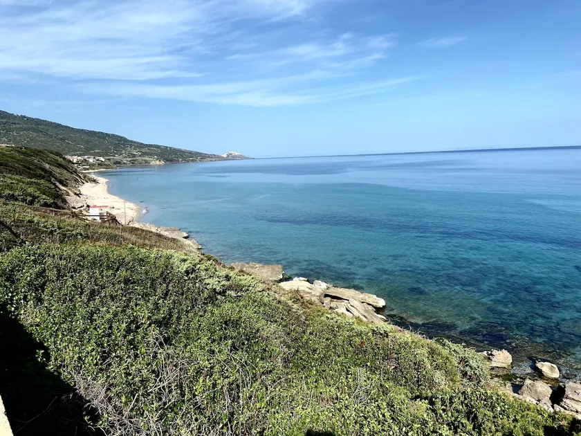 Lovely sea view condo with free parking - Image 1