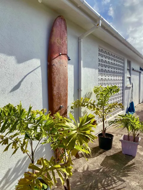 Seaside Cottage & Outdoor Living: Steps to Surf. - Image 1