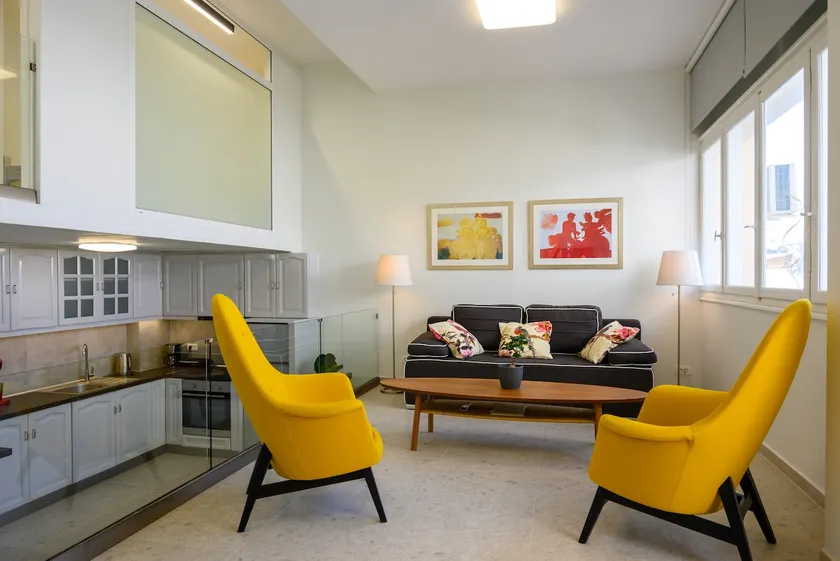 Maria Central Cozy House - Image 1