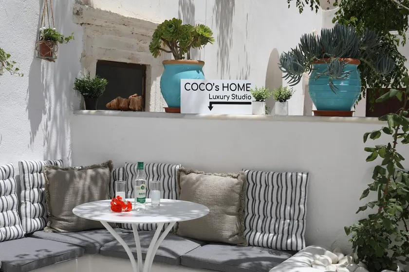 Coco’s Home Luxury Studio Naxos - Image 1