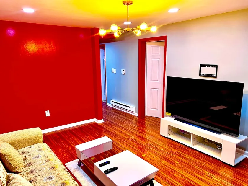 Beautiful 1bedroom with kitchen & private bathroom - Image 1