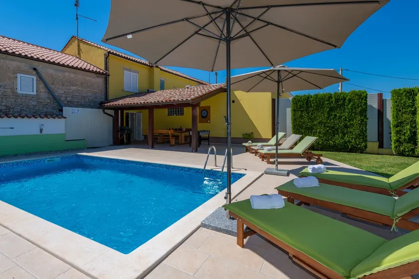 Nice pet-friendly villa minutes from the beach - Image 1
