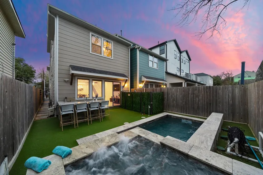 Montrose Retreat | Heated Pool/Spa | King Beds - Image 1