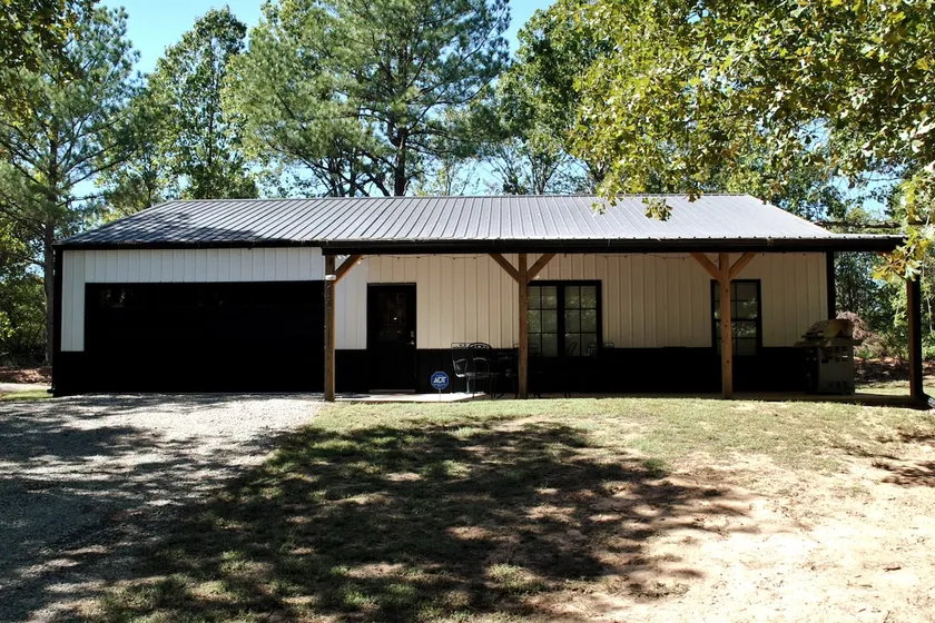 Modern Farmhouse within walking distance to beach - Image 1