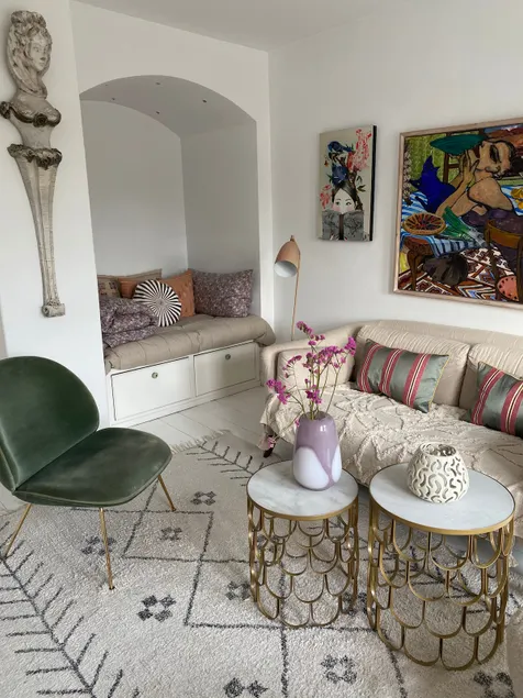 Cozy, bright, quiet apartment close to the city - Image 1