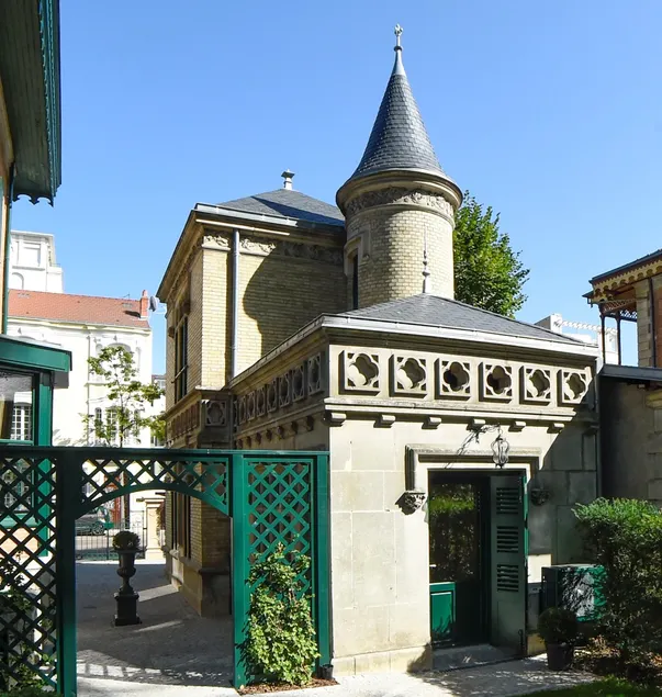 Villa in the heart of Vichy for 1–4 people - Image 1