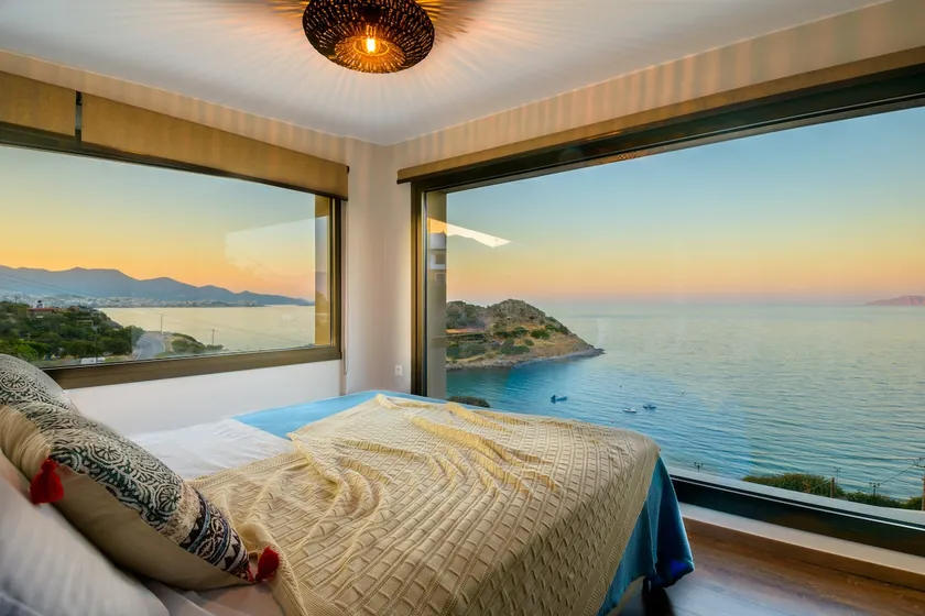 Beachfront Villa Phi φ - Image 1