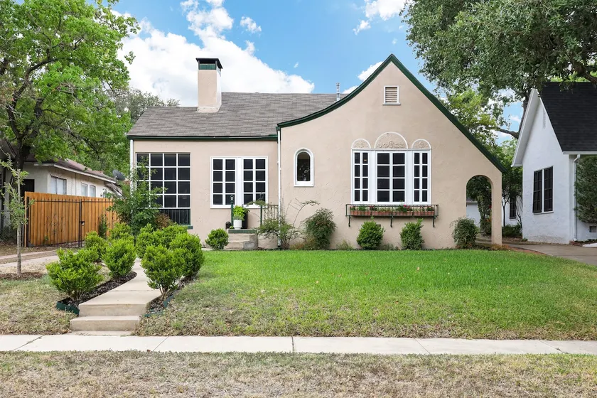 San Antonio -Historical tudor cozy home - Image 1