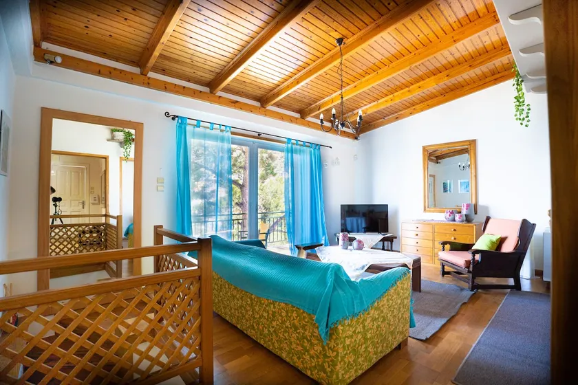 Chrysi's House φιλόξενο, άνετο και με υπέροχη θέα. - Image 1