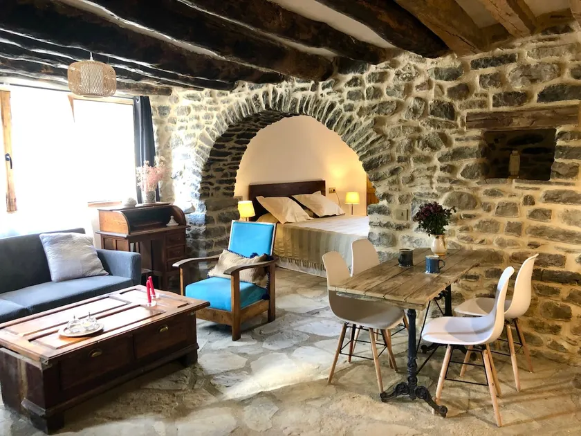 Casa Jal. Stone apartment, fireplace and patio - Image 1