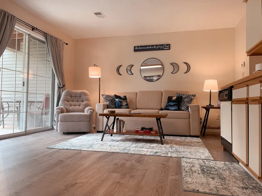 Romantic ”Moonlight Inn” w/ Patio 1 Bedroom Condo - Image 1