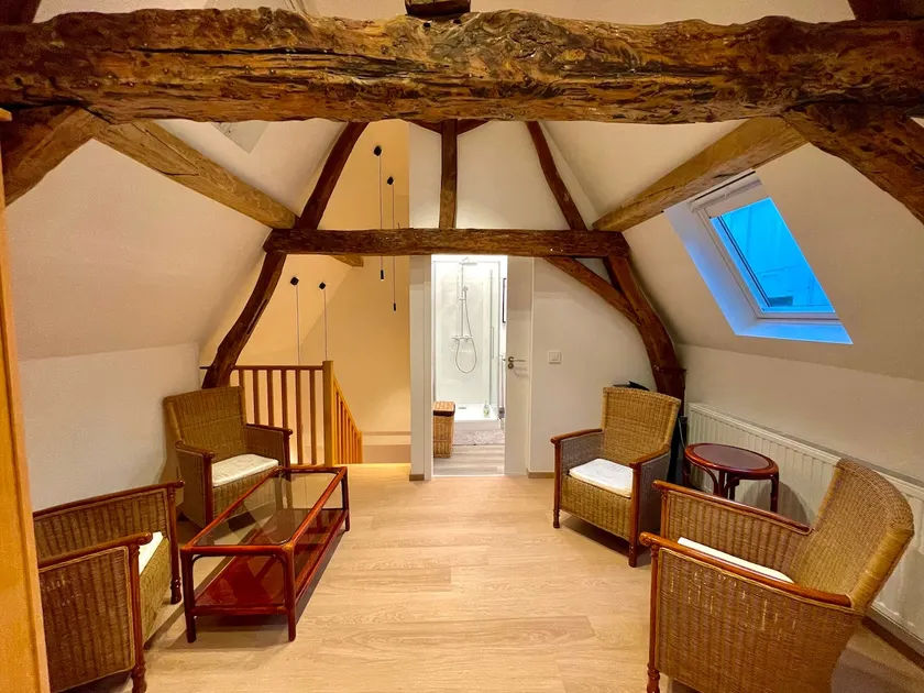 Duplex – Charming loft 50 m from the main square - Image 1