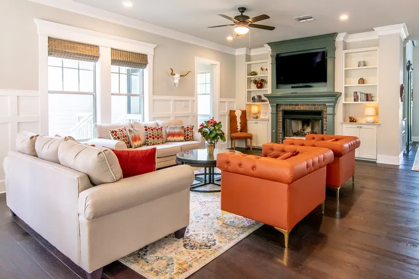 Spacious Home w/Guesthouse+Fire Pit+Yard Games+BBQ - Image 1