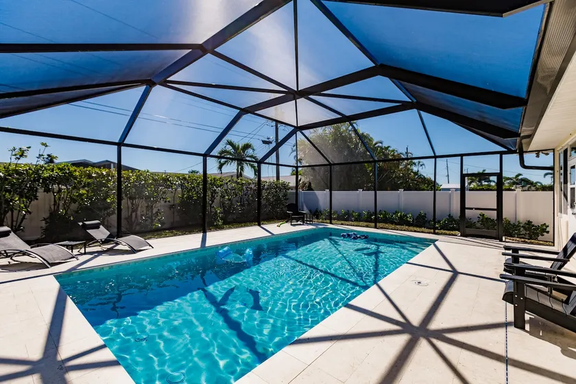 Large 3bdr Naples Park Home with everything. - Image 1