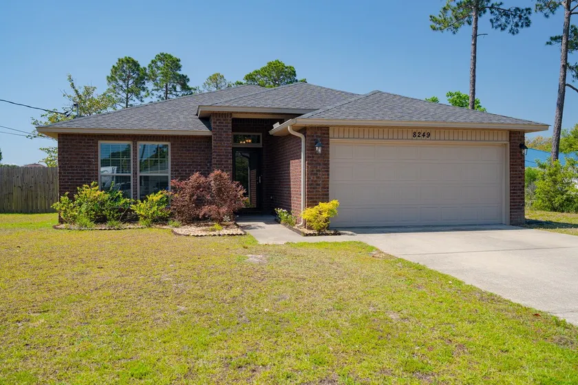Charming 3 bedroom- close to the beach! - Image 1