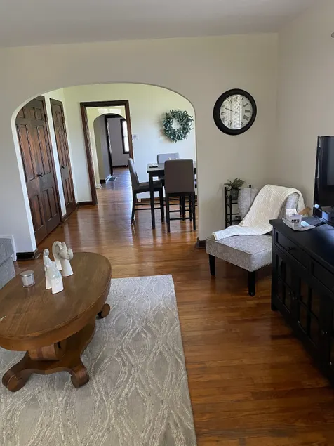 Cozy One Bedroom Bungalow - Image 1