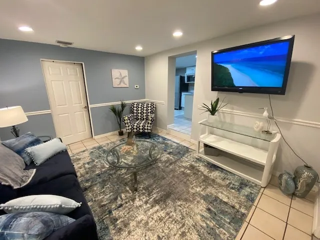 Secluded Retreat 25 min from the best beaches! - Image 1