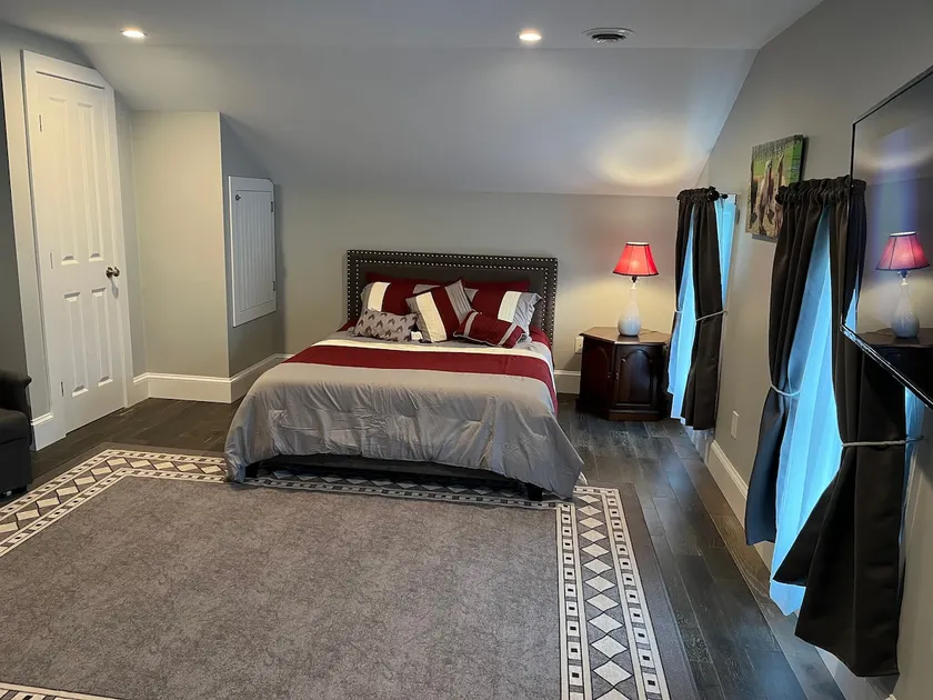 One bedroom loft w/kitchen on Alpaca farm - Image 1