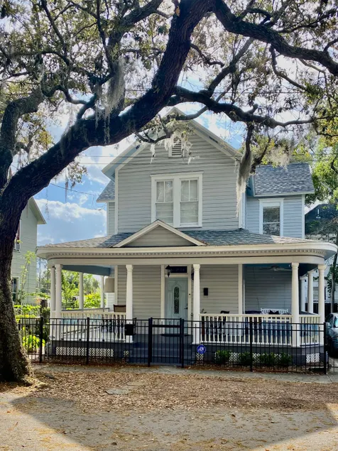 Historic 3 bedroom home near downtown - Image 1