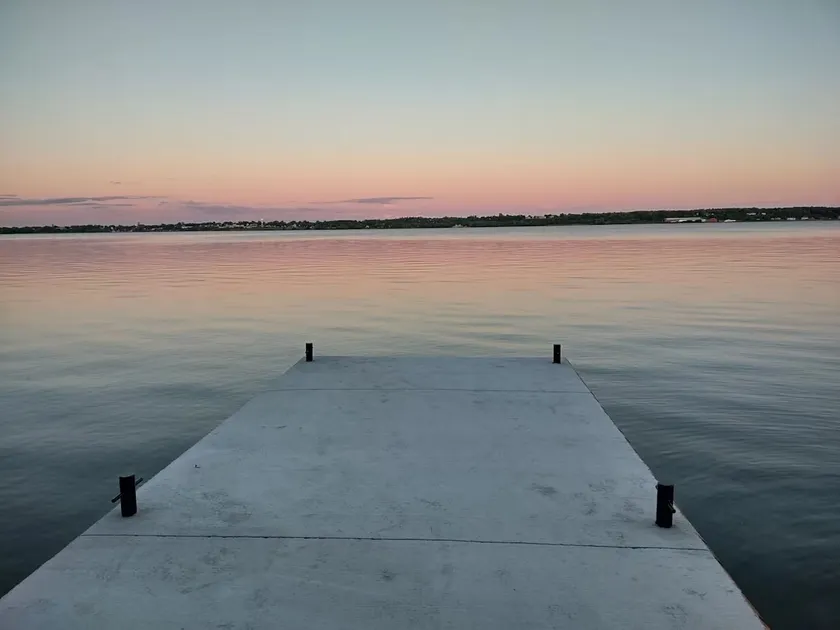 Beautiful Waterfront Home on St. Lawrence River - Image 1