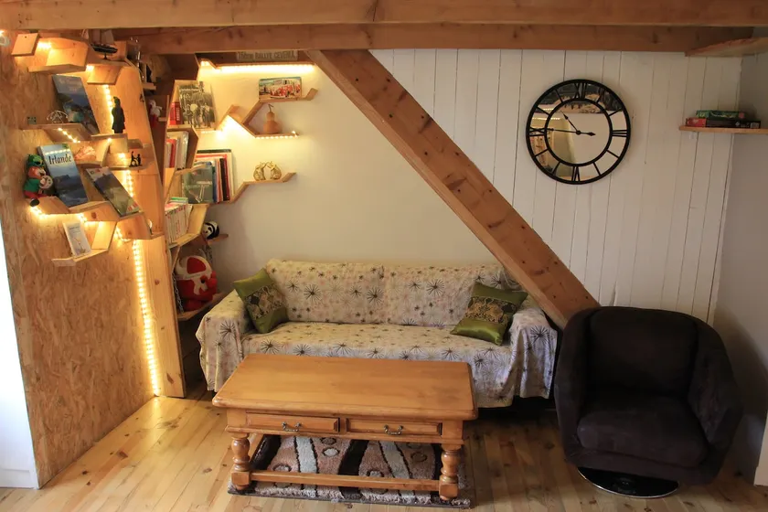 Guest house - Image 1