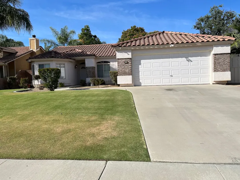 Adorable 3 bedroom in Rosedale! - Image 1