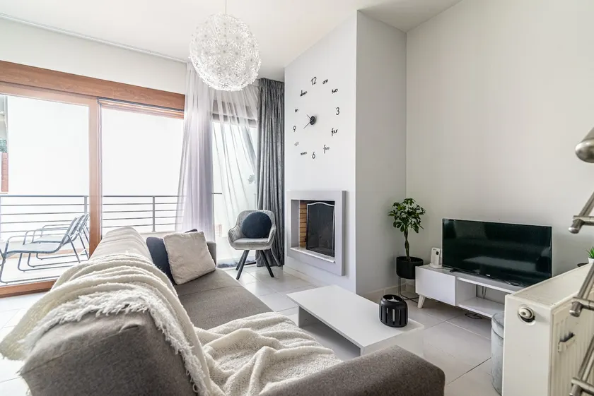 Trinity Seaside Family Maisonette - Image 1