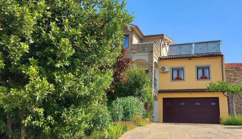 Bitini Farm Apartment - Image 1