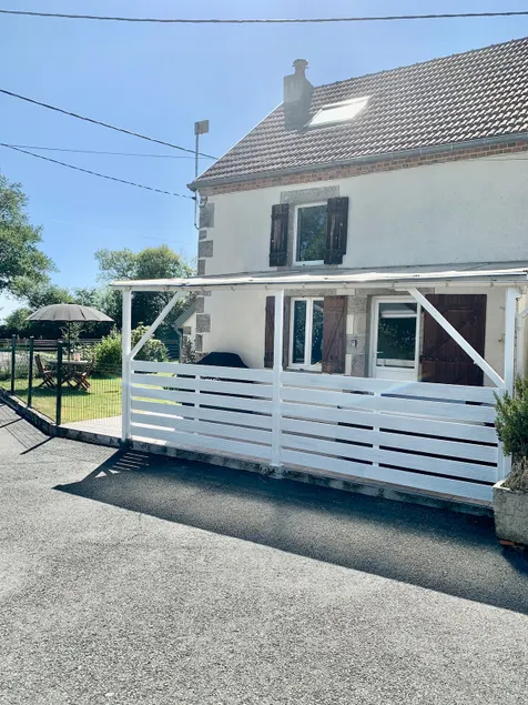 Quirky French 2 bedroom Gite, with garden and BBQ. - Image 1